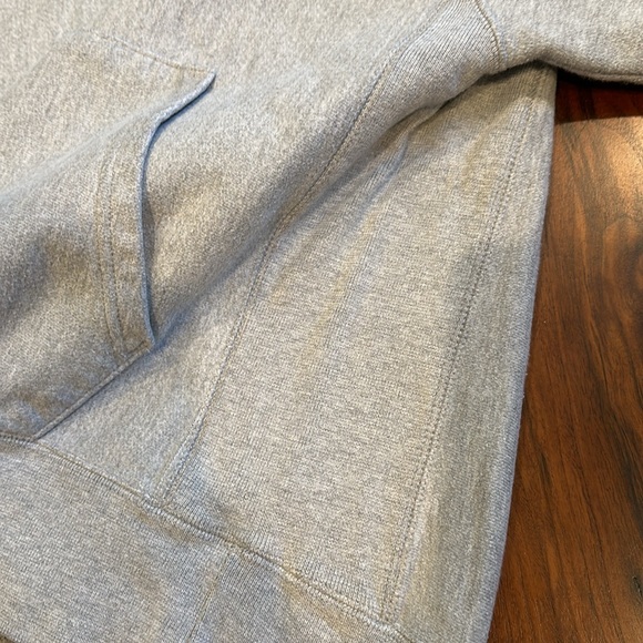 Champion Reverse Weave Gray Hoodie Size Medium - Picture 5 of 6